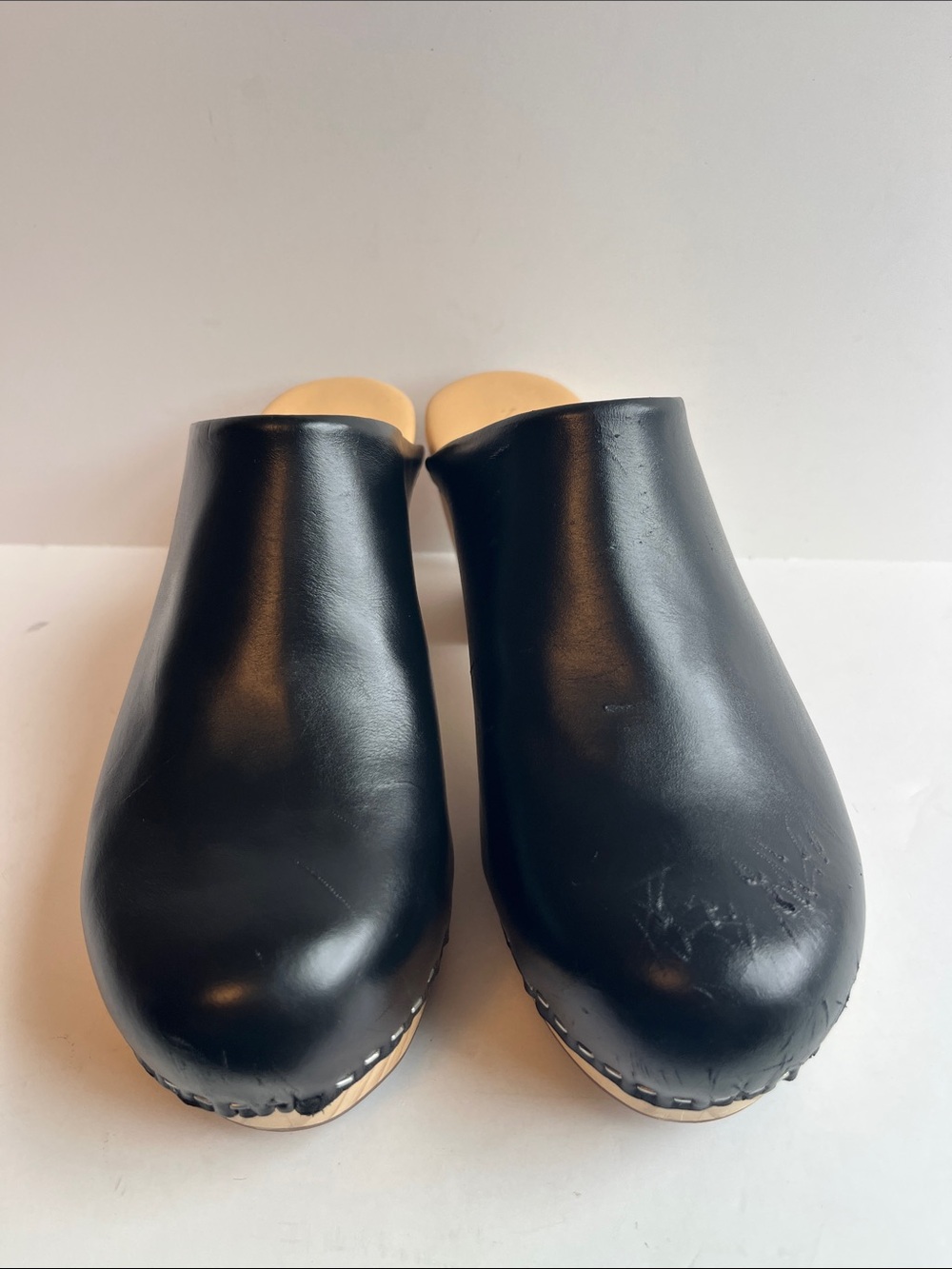 As-Is Nisolo Clogs Size 8.5